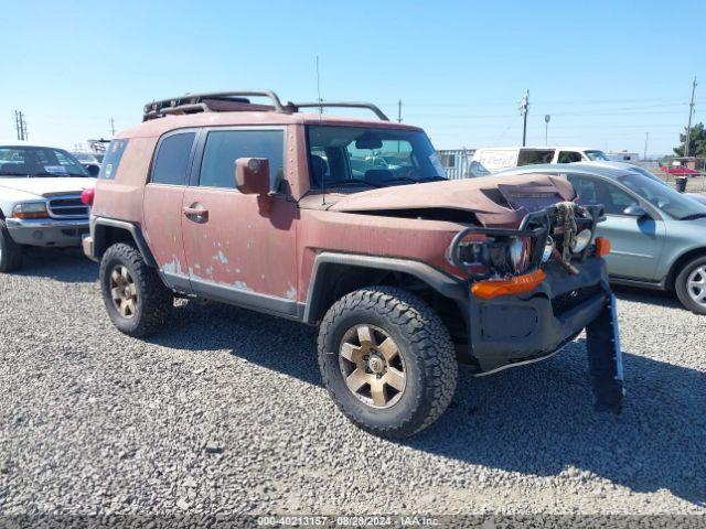  Salvage Toyota FJ Cruiser