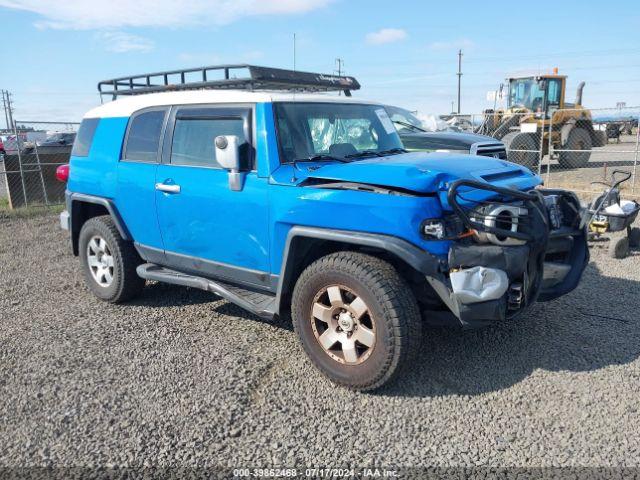  Salvage Toyota FJ Cruiser