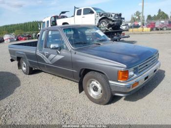  Salvage Toyota Pickup