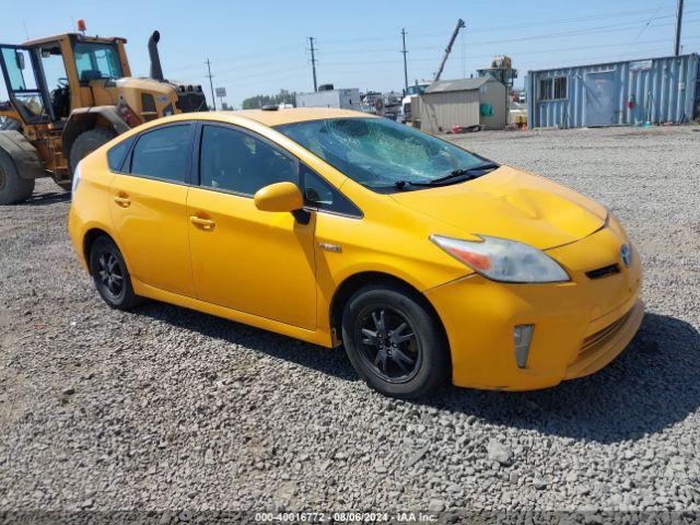  Salvage Toyota Prius