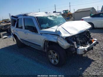  Salvage Jeep Commander