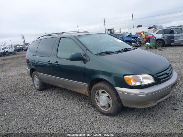  Salvage Toyota Sienna