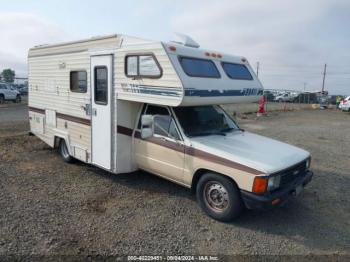  Salvage Toyota Pickup