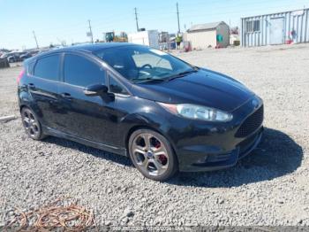  Salvage Ford Fiesta