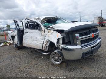  Salvage Chevrolet Silverado 3500