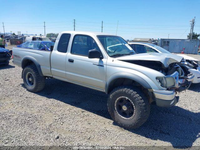  Salvage Toyota Tacoma