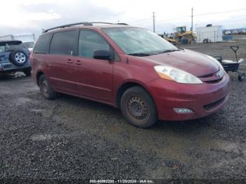  Salvage Toyota Sienna