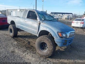  Salvage Toyota Tacoma