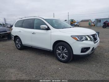  Salvage Nissan Pathfinder