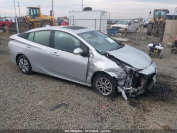  Salvage Toyota Prius