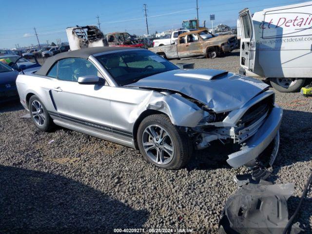  Salvage Ford Mustang