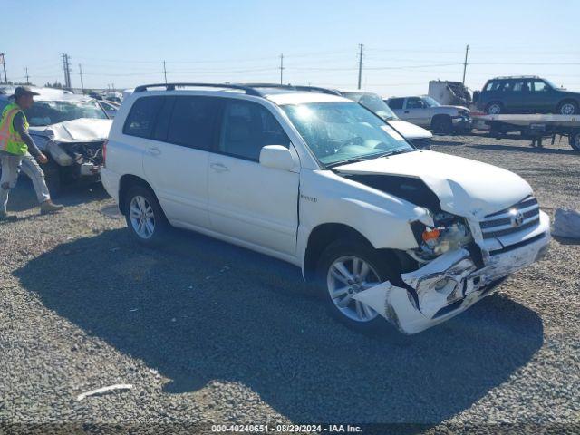  Salvage Toyota Highlander