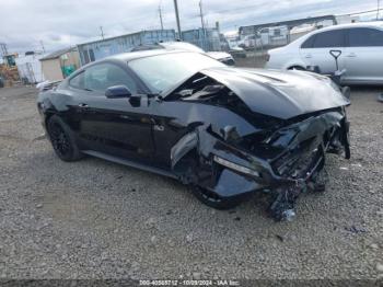  Salvage Ford Mustang