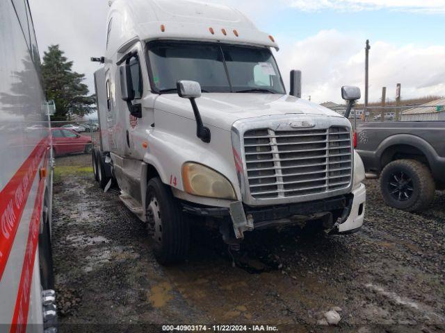  Salvage Freightliner Cascadia 125