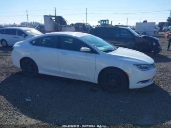  Salvage Chrysler 200