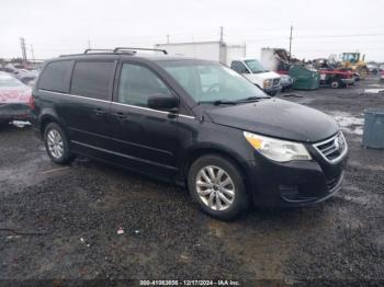  Salvage Volkswagen Routan