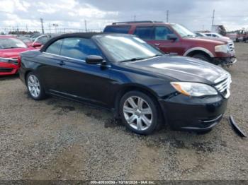  Salvage Chrysler 200