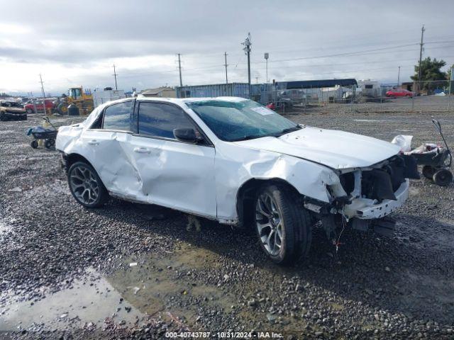  Salvage Chrysler 300