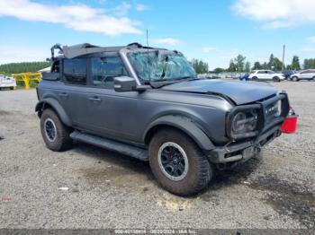  Salvage Ford Bronco