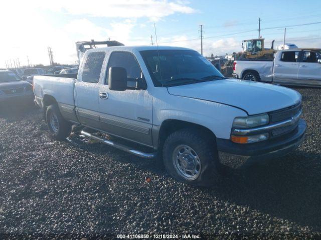  Salvage Chevrolet Silverado 2500