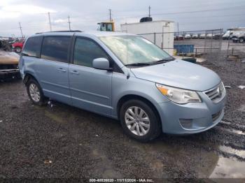  Salvage Volkswagen Routan