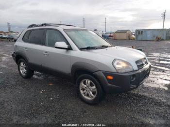  Salvage Hyundai TUCSON