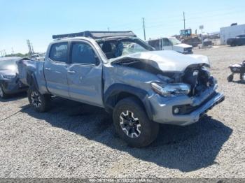  Salvage Toyota Tacoma