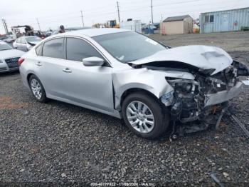  Salvage Nissan Altima