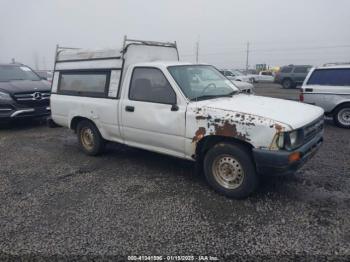  Salvage Toyota Pickup