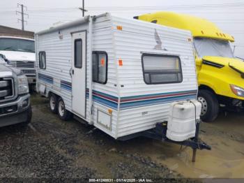  Salvage Fleetwood Mallard (camper Trai