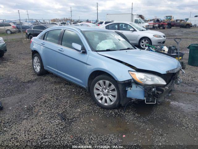  Salvage Chrysler 200