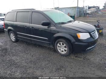  Salvage Chrysler Town & Country