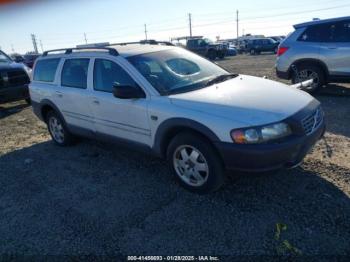  Salvage Volvo XC70