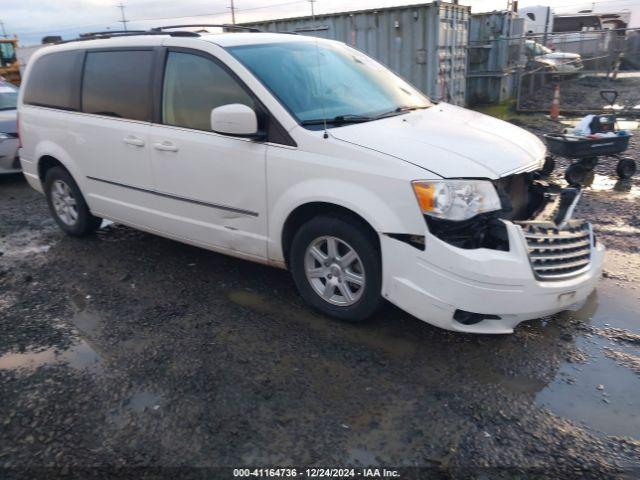  Salvage Chrysler Town & Country