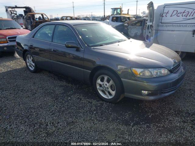  Salvage Lexus Es