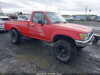  Salvage Toyota Pickup