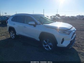  Salvage Toyota RAV4