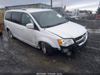  Salvage Dodge Grand Caravan