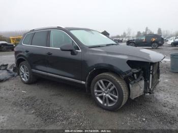  Salvage Volkswagen Touareg