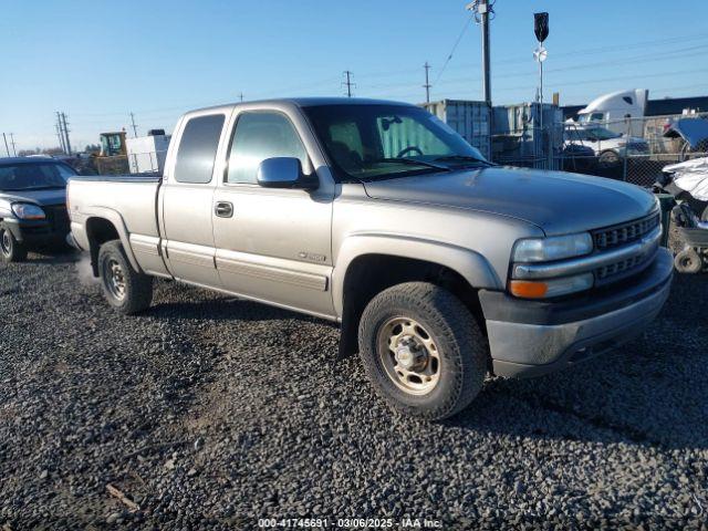  Salvage Chevrolet Silverado 2500