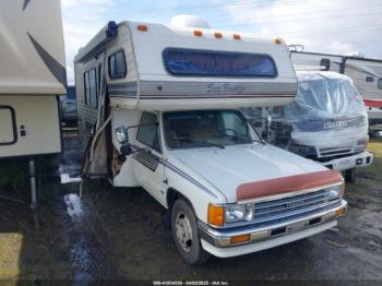  Salvage Toyota Pickup