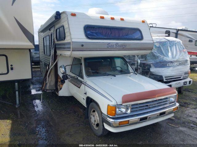  Salvage Toyota Pickup
