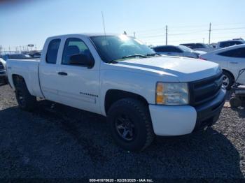  Salvage Chevrolet Silverado 1500