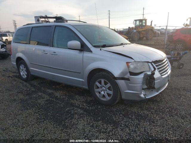  Salvage Chrysler Town & Country