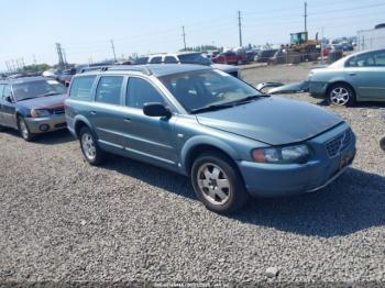  Salvage Volvo V70