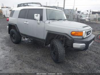  Salvage Toyota FJ Cruiser