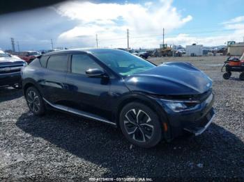  Salvage Kia EV6