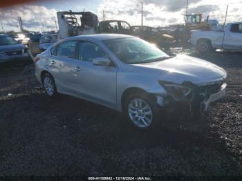  Salvage Nissan Altima