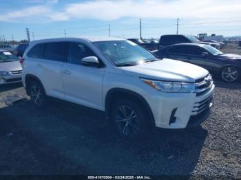  Salvage Toyota Highlander
