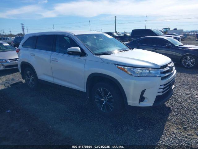  Salvage Toyota Highlander